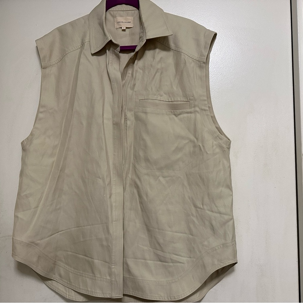 Lou Lou studio worn twice sleeveless light beige shirt